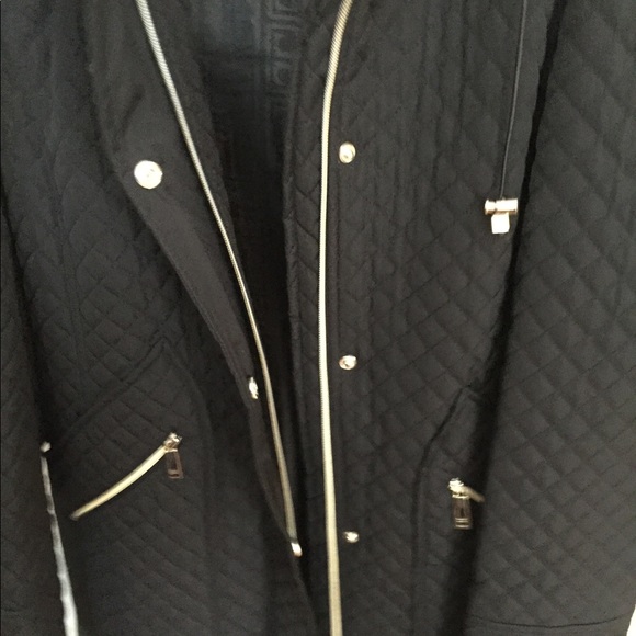 NWT Ivanka Trump black quilted jacket. - Picture 5 of 6